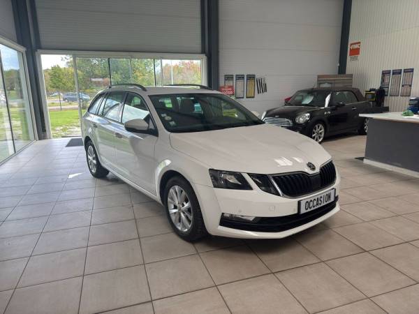 skoda-octavia-iii-break-16-tdi-115-dsg7-business-garantie-6-mois-13.jpg